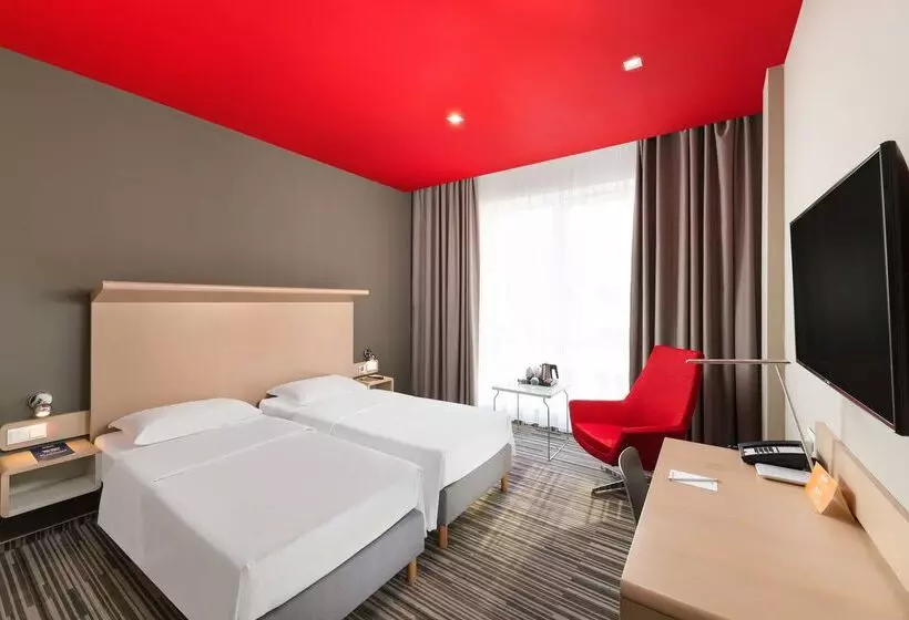 Hotelli Park Inn By Radisson Budapest