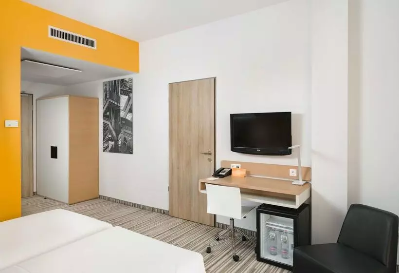 Hotelli Park Inn By Radisson Budapest