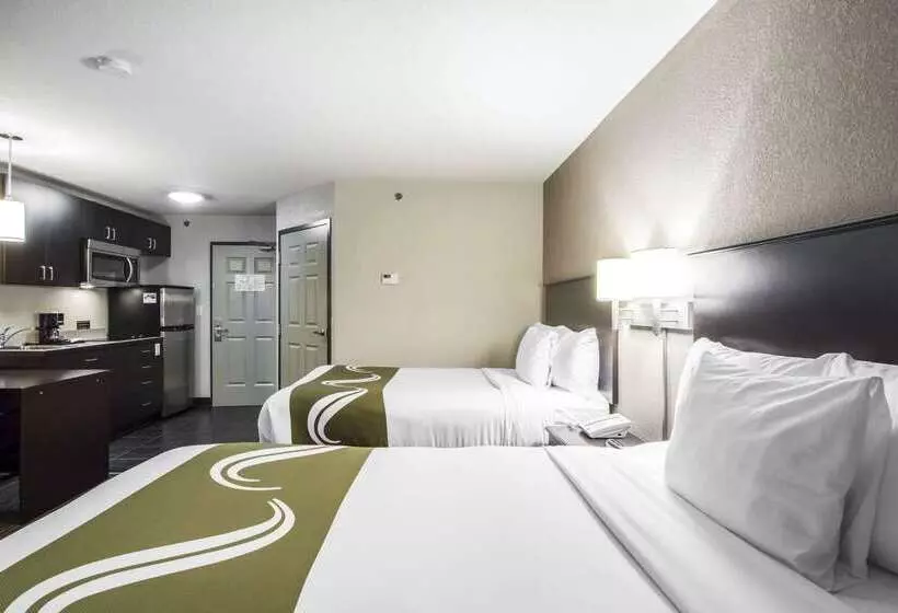 Отель Quality Inn & Suites Thompson