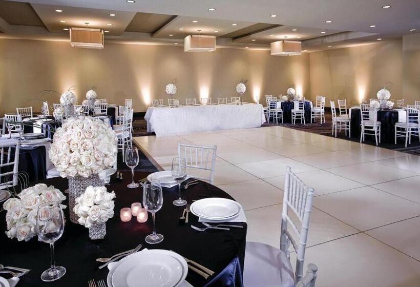 Отель Renaissance Clubsport Aliso Viejo Laguna Beach