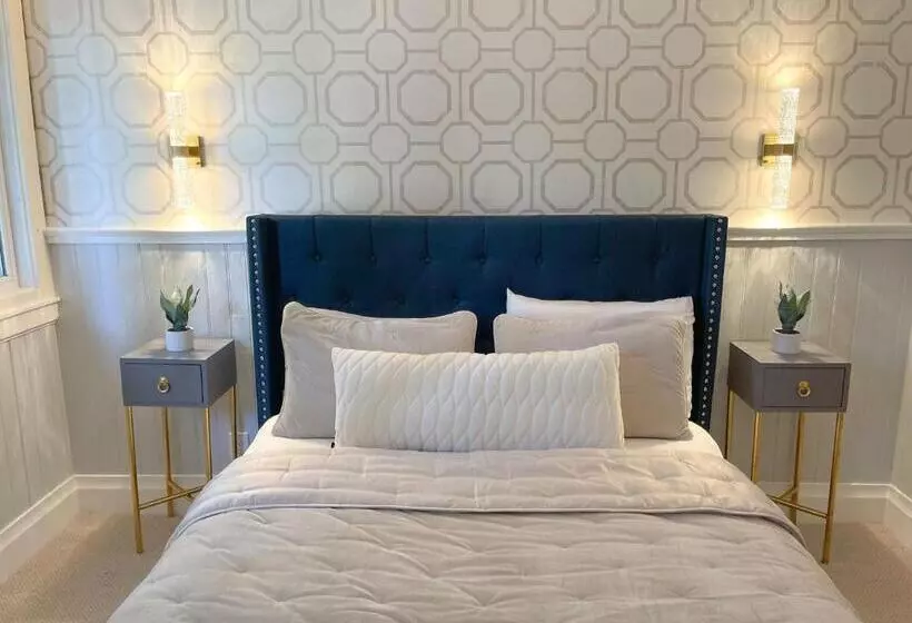 Отель Boho Manor