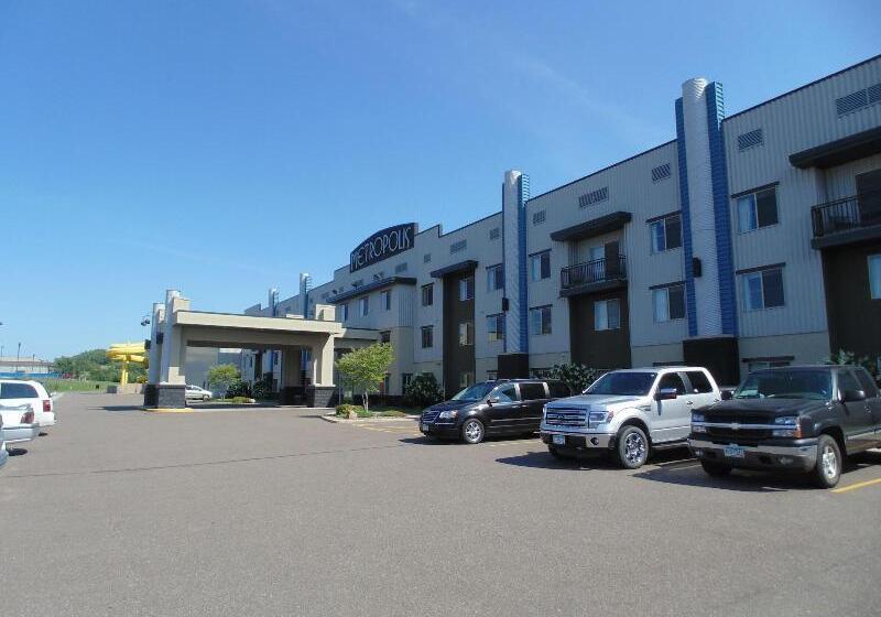 Metropolis Resort  Eau Claire