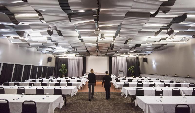 Metropolis Resort  Eau Claire