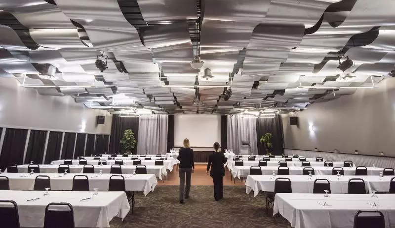 Metropolis Resort Eau Claire