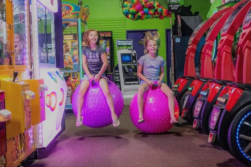 Metropolis Resort Eau Claire