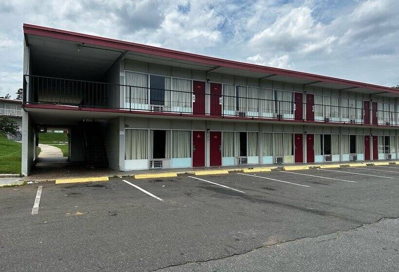 汽车旅馆  Loyalty Inn Charlotte Airport