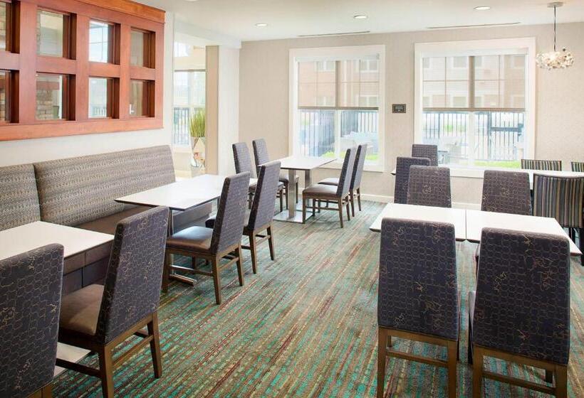 Residence Inn By Marriott Roanoke Airport