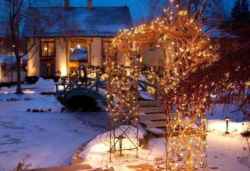 אתר נופש Mirbeau Inn & Spa   Skaneateles