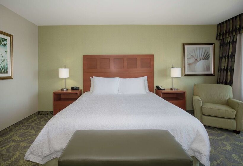 Hampton Inn And Suites Astoria