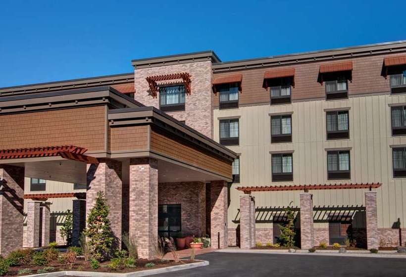Hampton Inn And Suites Astoria