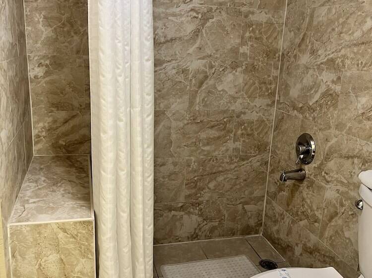 فندق على الطريق Highland Inn Las Vegas