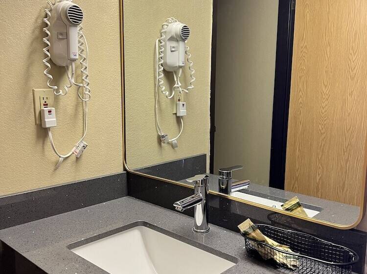 فندق على الطريق Highland Inn Las Vegas