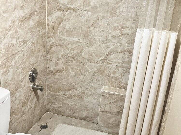 فندق على الطريق Highland Inn Las Vegas