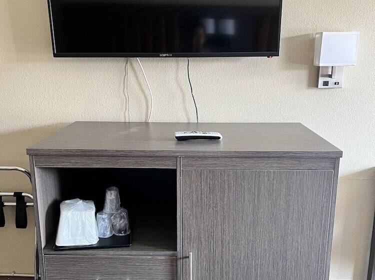 فندق على الطريق Highland Inn Las Vegas