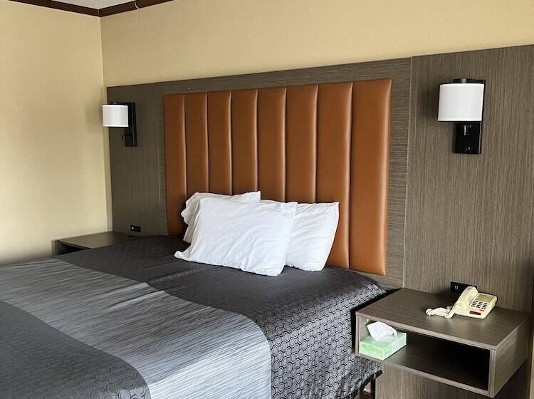 فندق على الطريق Highland Inn Las Vegas