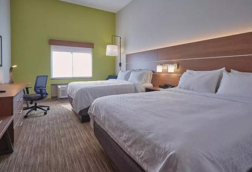 Отель Holiday Inn Express & Suites Akron Regional Airport Area By Ihg