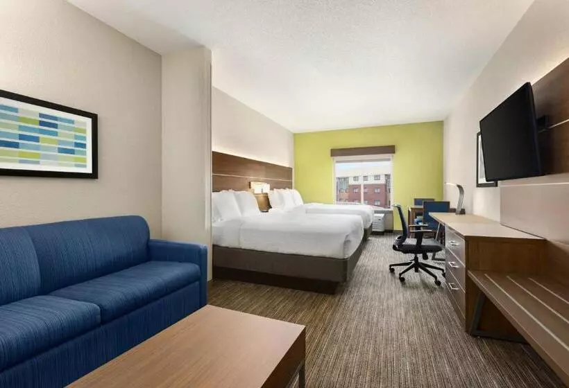 Отель Holiday Inn Express & Suites Akron Regional Airport Area By Ihg
