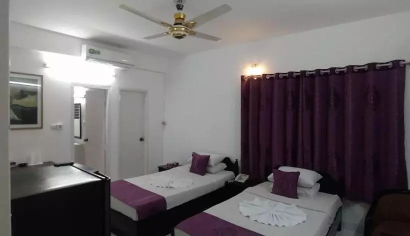 هتل Center Point Apartment