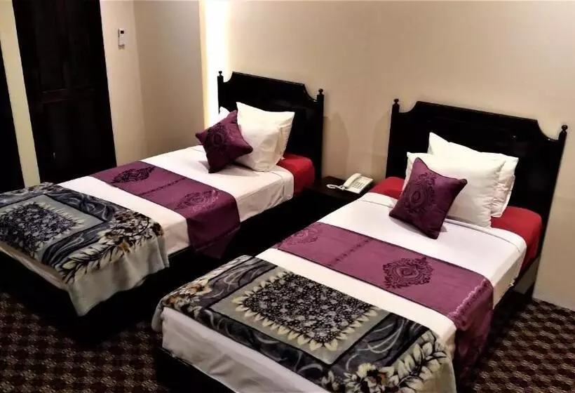 هتل Center Point Apartment