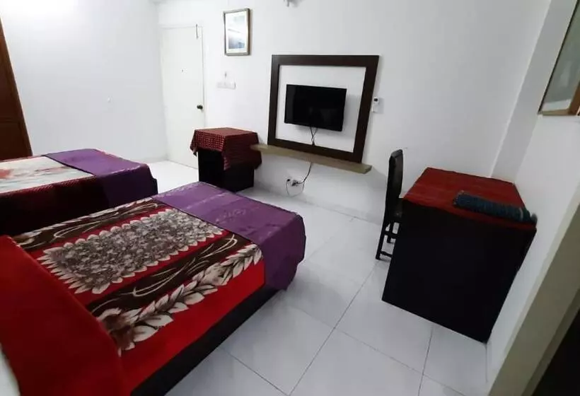 هتل Center Point Apartment