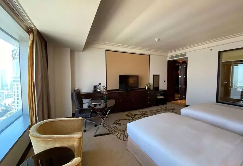 Отель Conrad Dubai