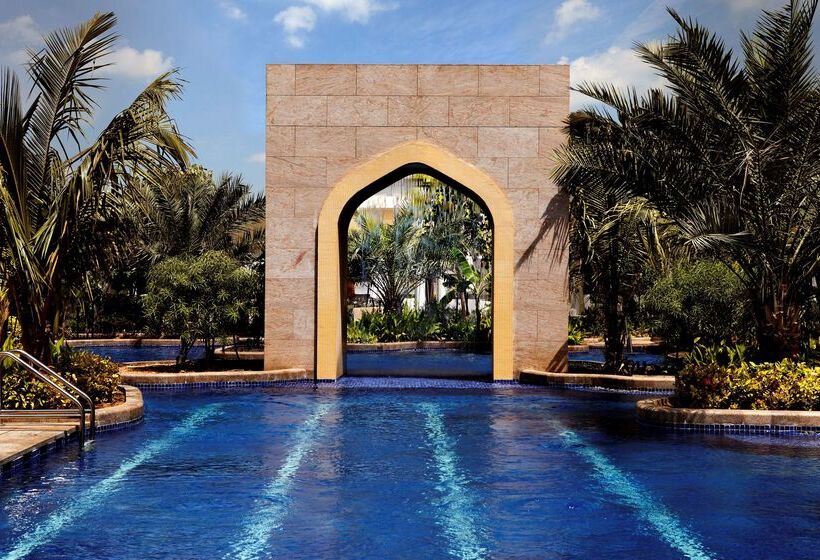 Отель Conrad Dubai