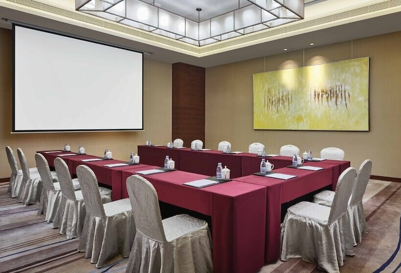 호텔 Crowne Plaza Hailing Island, An Ihg