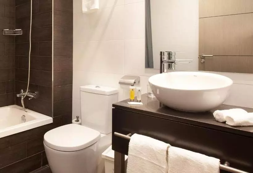 Отель Dalia Ramblas