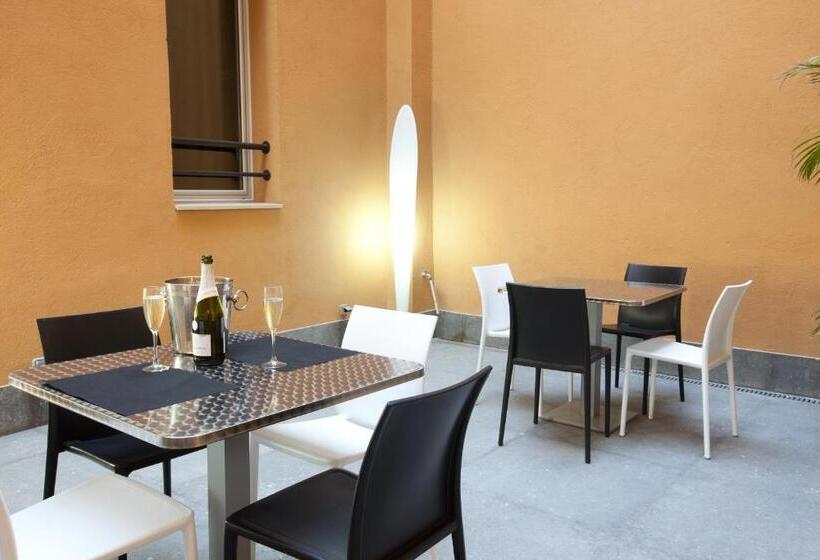 هتل Dalia Ramblas