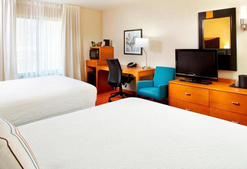 Отель Fairfield Inn & Suites Pittsburgh Neville Island