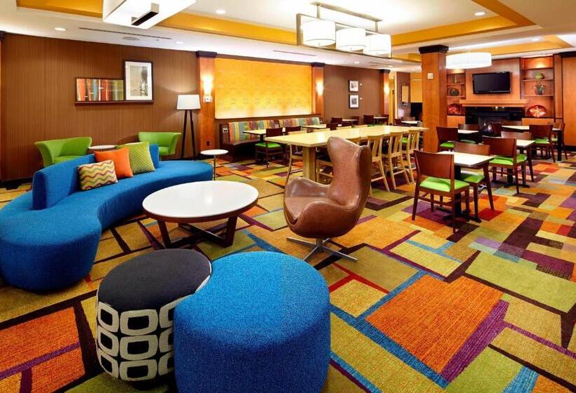 Отель Fairfield Inn & Suites Pittsburgh Neville Island