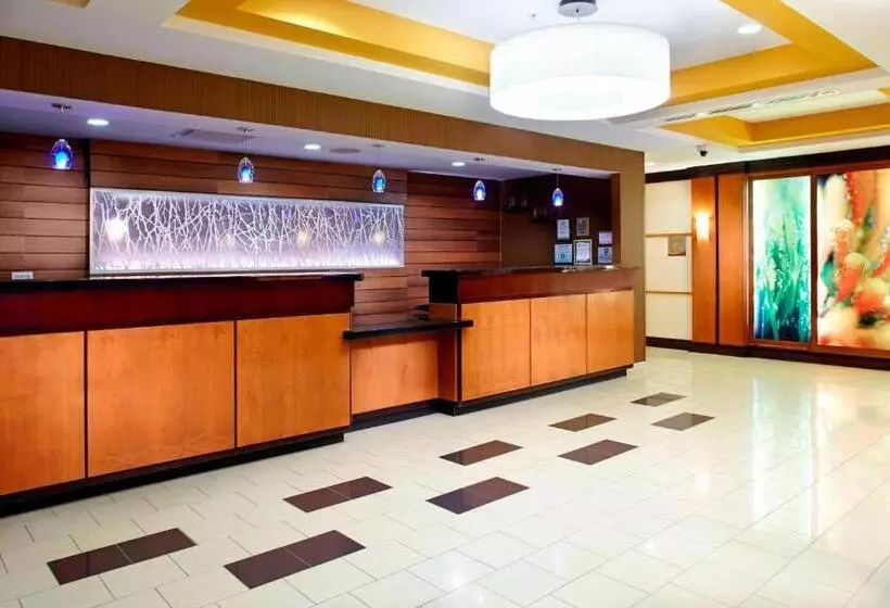 ホテル Fairfield Inn & Suites Pittsburgh Neville Island