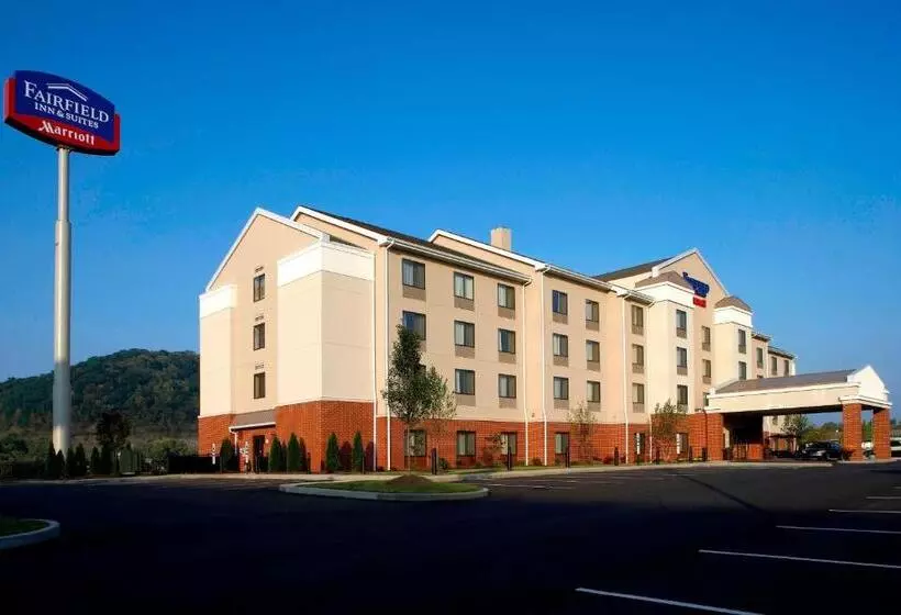 ホテル Fairfield Inn & Suites Pittsburgh Neville Island