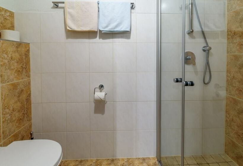 ホテル & Gasthof Taferne