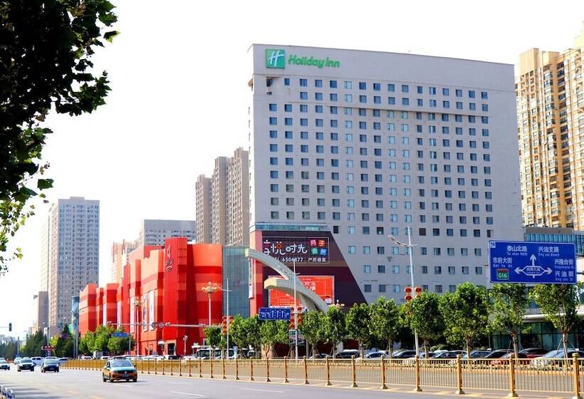 Отель Holiday Inn Panjin Aqua City, An Ihg