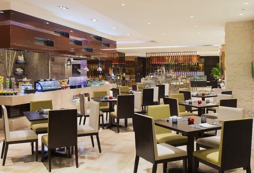 Отель Holiday Inn Panjin Aqua City, An Ihg