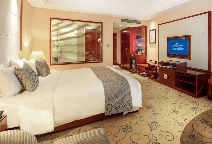 Отель Howard Johnson Tropical Garden Plaza Kunming