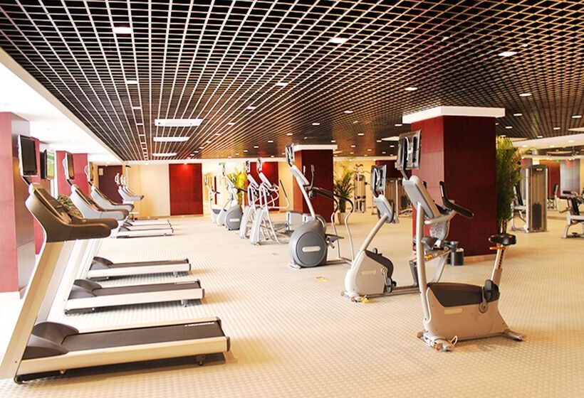 ホテル Howard Johnson Tropical Garden Plaza Kunming