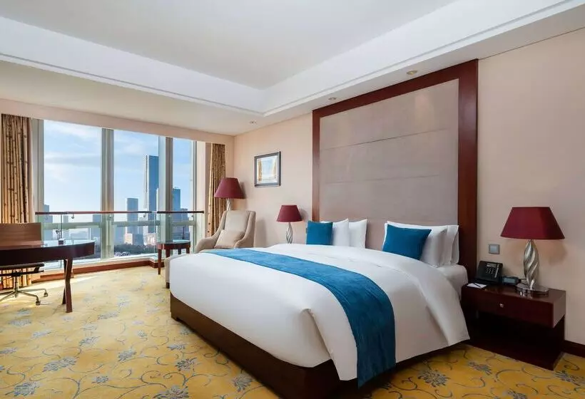 Отель Howard Johnson Tropical Garden Plaza Kunming