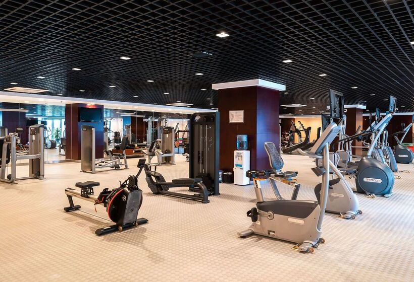 ホテル Howard Johnson Tropical Garden Plaza Kunming