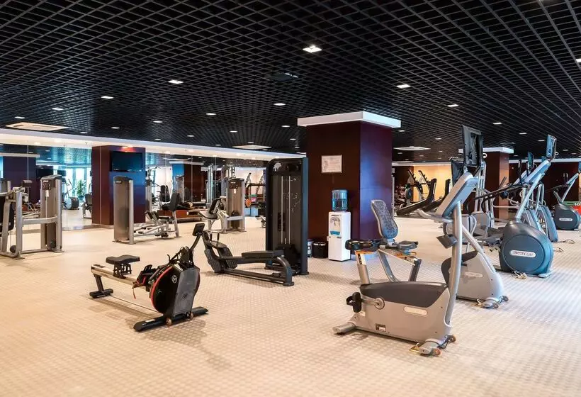 Отель Howard Johnson Tropical Garden Plaza Kunming