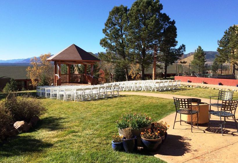 فندق Ramada By Wyndham Monument