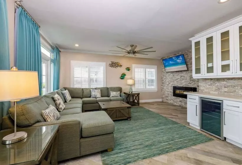 Villas At Hawks Cay Resort