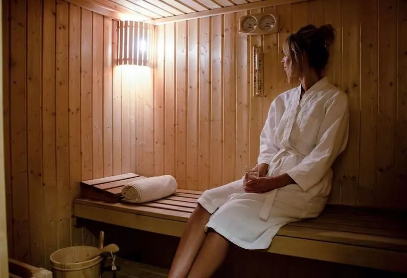 Savoy Central Hotel Apartments