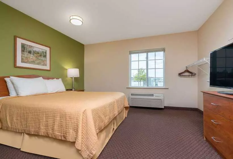 Days Inn & Suites By Wyndham Rochester Mayo Clinic South