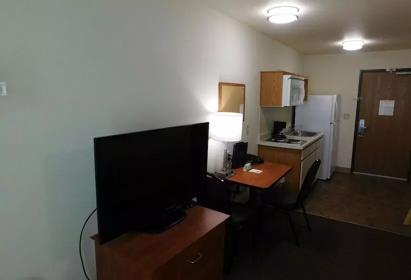 Days Inn & Suites By Wyndham Rochester Mayo Clinic South