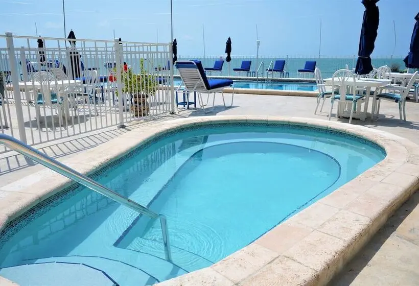 Glunz Ocean Beach Hotel And Resort