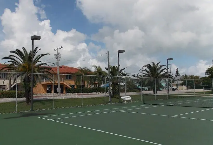 Glunz Ocean Beach Hotel And Resort