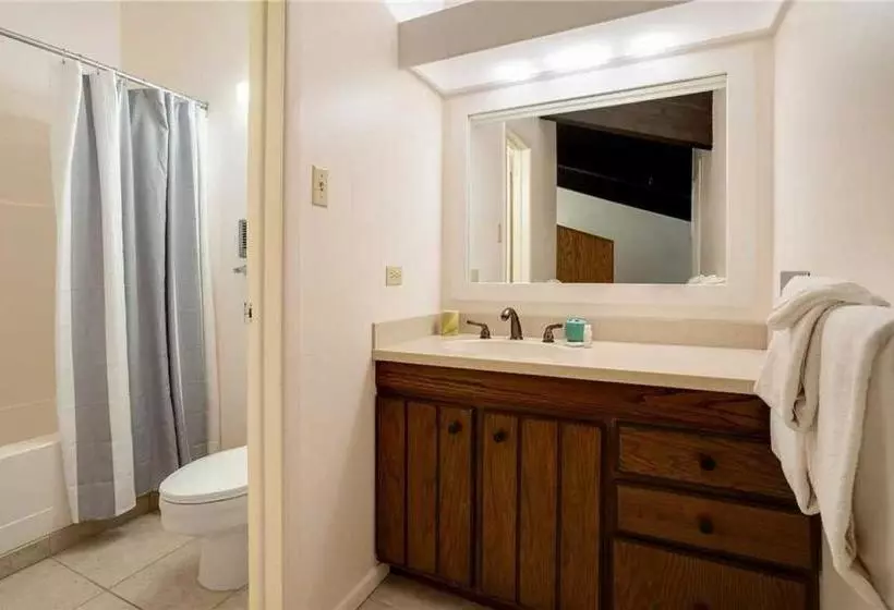 Gondola Square Condominiums