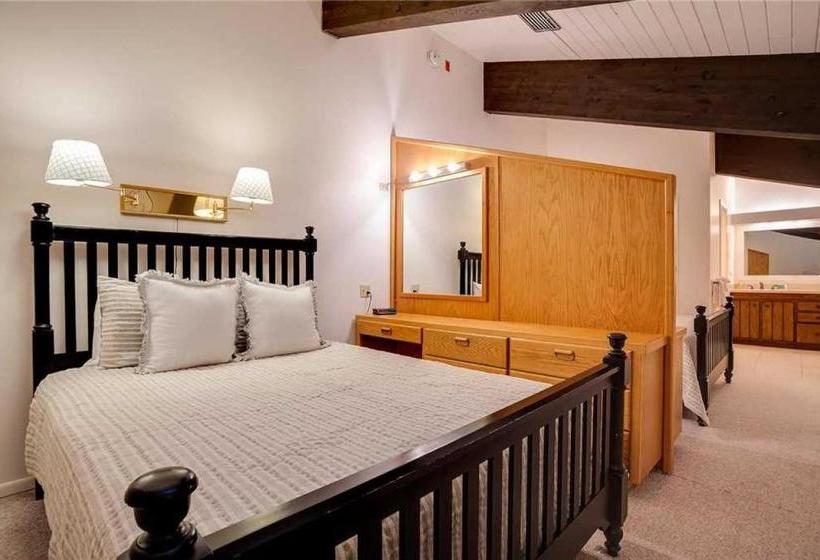 Gondola Square Condominiums